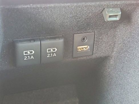 Certified 2020 Toyota Avalon Limited w/ Advanced Safety Package FWD image 29