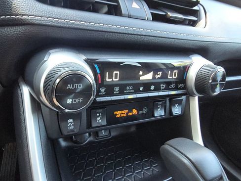 Used 2022 Toyota RAV4 XLE w/ Convenience Package AWD/4WD image 23