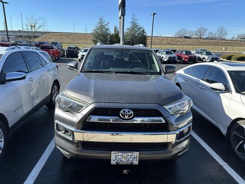 Used 2018 Toyota 4Runner Limited image 2