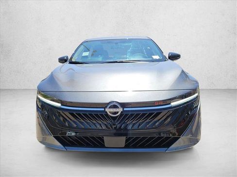 New 2026 Nissan Sentra SR FWD image 5