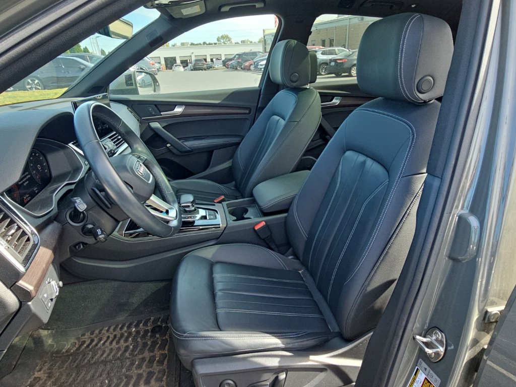 Used 2023 Audi Q5 2.0T Premium Plus AWD/4WD image 3