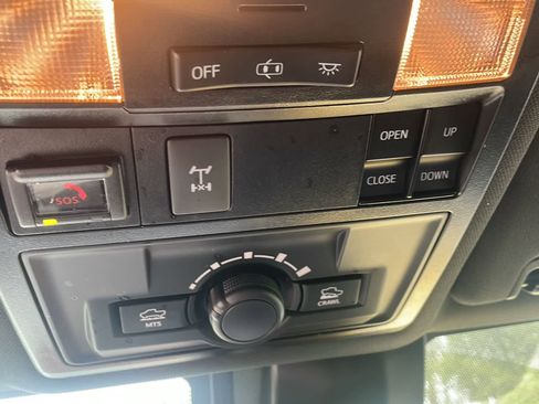 Used 2021 Toyota Tacoma TRD Pro AWD/4WD image 22