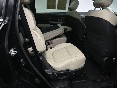 Used 2021 Subaru Ascent Limited w/ Technology Package AWD/4WD image 26