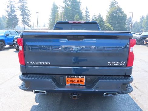 Used 2021 Chevrolet Silverado 1500 High Country w/ Technology Package AWD/4WD image 7