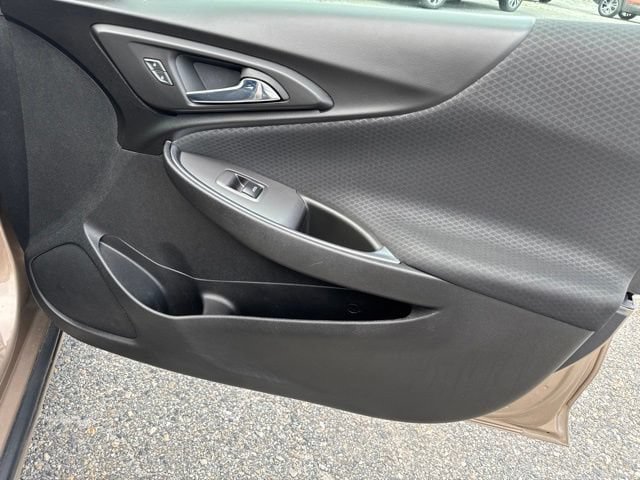 Used 2018 Chevrolet Malibu LT w/ Driver Confidence Package FWD image 36