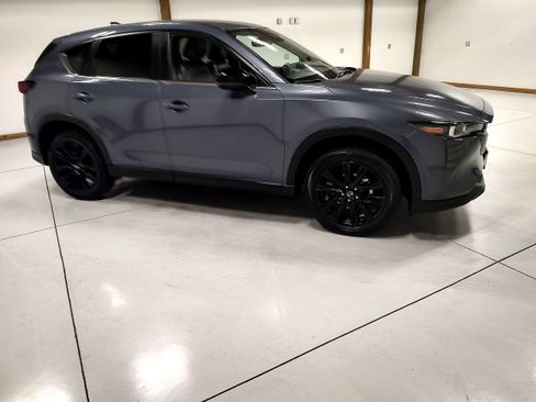 Used 2025 MAZDA CX-5 Carbon Edition image 2