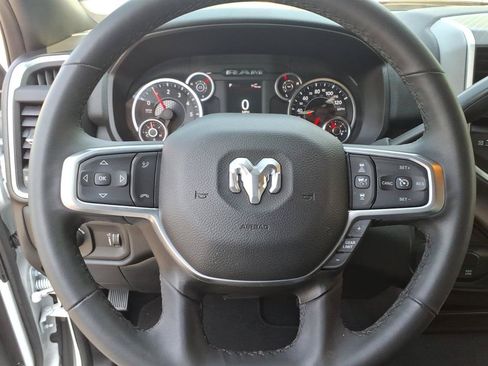 Used 2026 RAM 2500 Big Horn AWD/4WD image 8