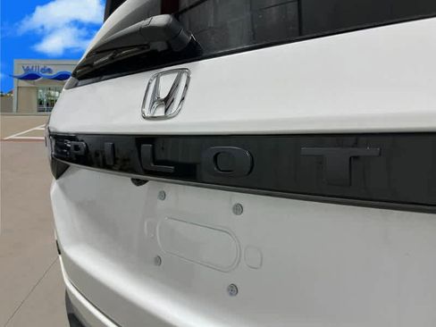 New 2025 Honda Pilot TrailSport image 5