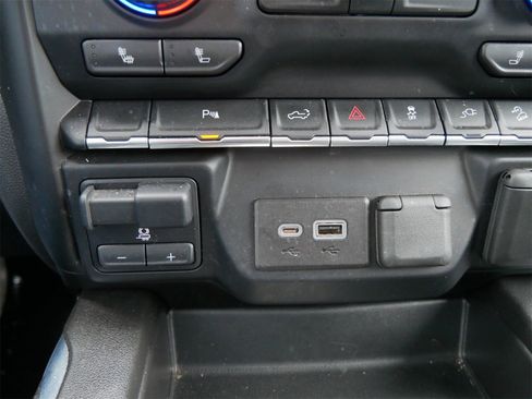 Used 2022 Chevrolet Silverado 1500 LT Trail Boss w/ LT Trail Boss Premium Package image 21