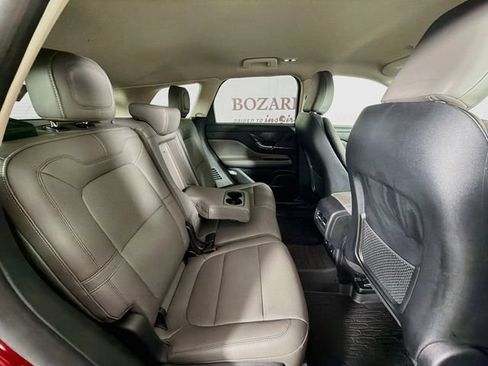 Certified 2024 Lincoln Corsair AWD w/ Equipment Group 101A image 32