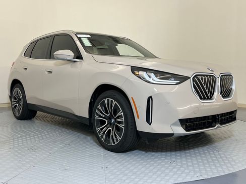 Used 2026 BMW X3 xDrive30i w/ Convenience Package AWD/4WD image 7
