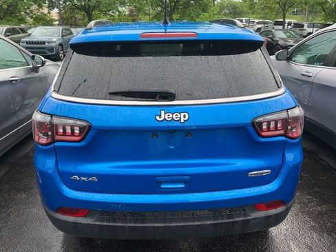 Used 2022 Jeep Compass Latitude w/ Convenience Group AWD/4WD image 5