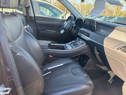 Used 2021 Hyundai Palisade SEL w/ Premium Package image 10