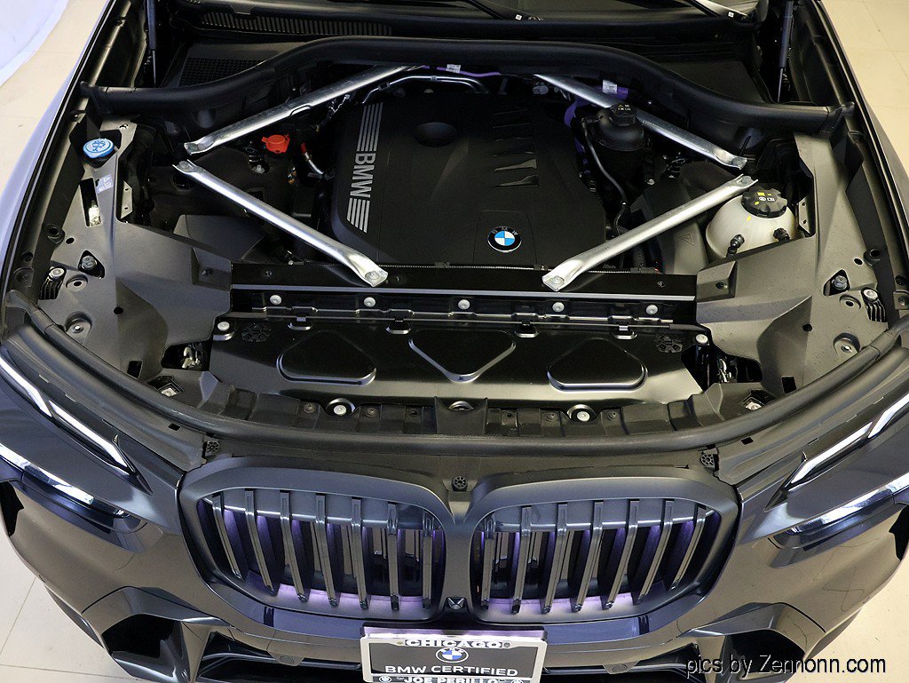 Certified 2024 BMW X7 xDrive40i w/ M Sport Package AWD/4WD image 42