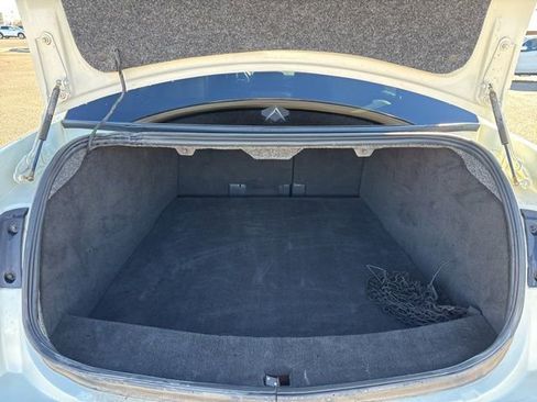 Used 2013 Lincoln MKT Limo image 6