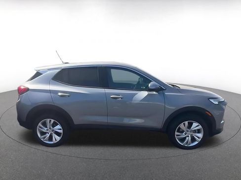 Used 2025 Buick Encore GX Preferred AWD/4WD image 15