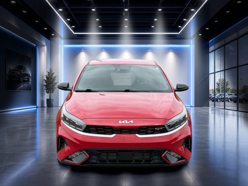 Used 2023 Kia Forte GT FWD image 5