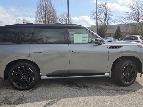 New 2026 INFINITI QX80 SPORT w/ Sport Exterior Package image 30