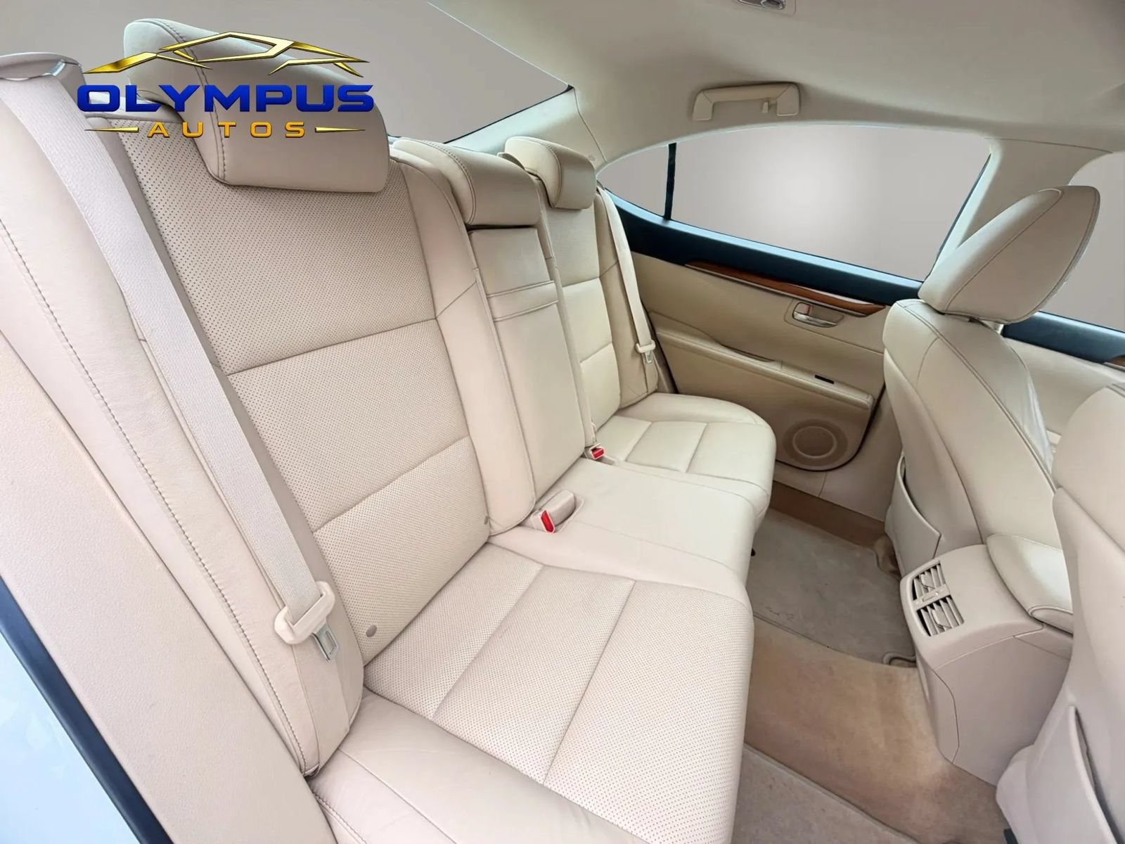 Used 2015 Lexus ES 300h w/ Navigation System Package FWD image 20