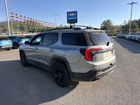 Used 2023 GMC Acadia AT4 w/ Preferred Package AWD/4WD image 6