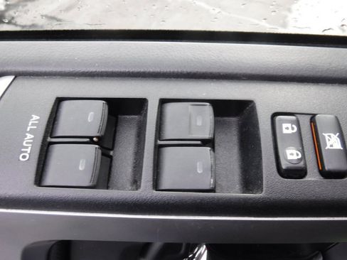 Used 2020 Toyota 4Runner SR5 image 16