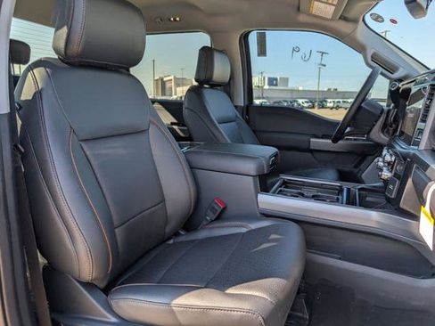 New 2026 Ford F250 Lariat w/ FX4 Off-Road Package image 25