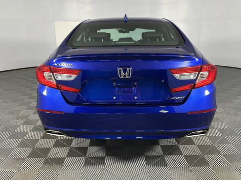 Used 2019 Honda Accord Sport image 18