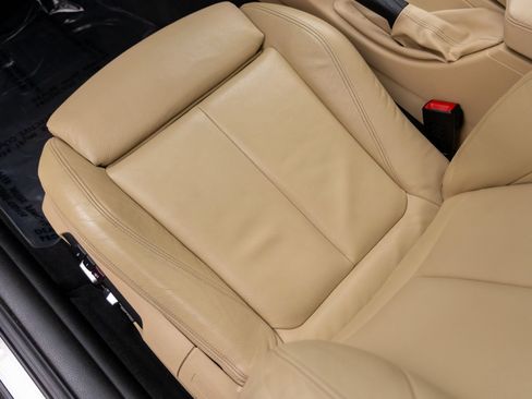 Used 2020 BMW 430i xDrive Coupe w/ M Sport Package AWD/4WD image 16