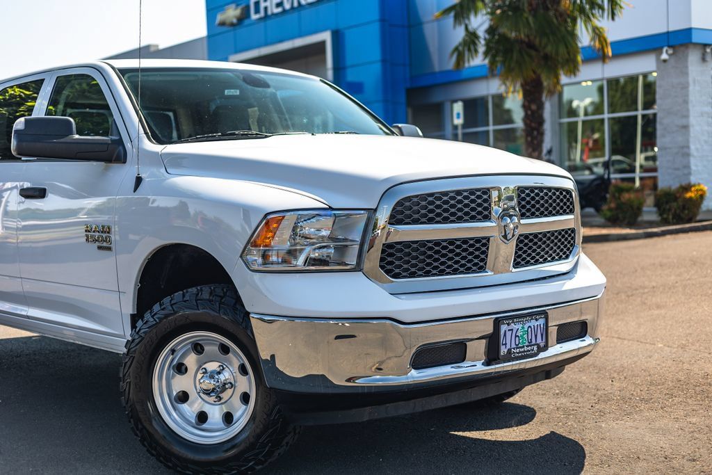 Used 2023 RAM 1500 Classic SLT w/ Trailer & Traction Group AWD/4WD image 3