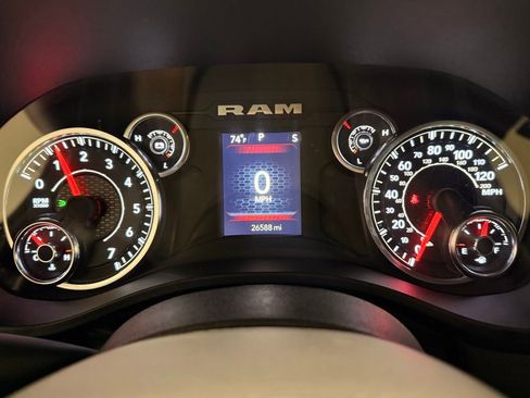 Used 2025 RAM 1500 Big Horn RWD image 16