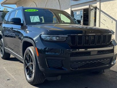 Used 2024 Jeep Grand Cherokee L Laredo
