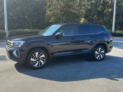 New 2026 Volkswagen Atlas SE image 4