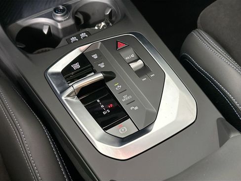 Used 2025 BMW M235i xDrive w/ M Performance Package image 9