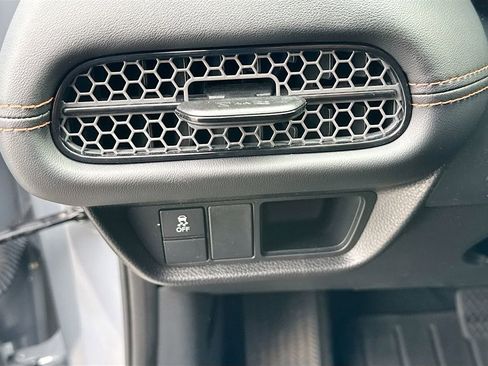 Used 2024 Honda HR-V Sport image 26