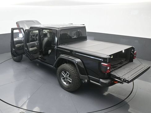 Used 2026 Jeep Gladiator Mojave AWD/4WD image 65