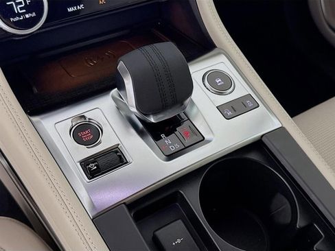 Used 2026 Jaguar F-PACE R-Dynamic S image 19