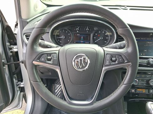 Used 2022 Buick Encore Preferred w/ Safety Package image 19