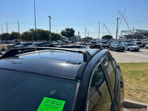 Used 2023 Toyota RAV4 SE w/ Weather & Moonroof Package AWD/4WD image 10