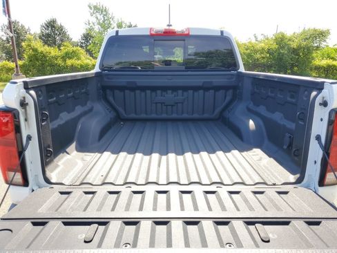Used 2023 Chevrolet Colorado Z71 w/ Z71 Convenience Package 2 AWD/4WD image 7
