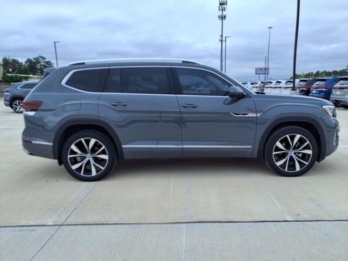 Certified 2025 Volkswagen Atlas SEL Premium R-Line AWD/4WD image 3