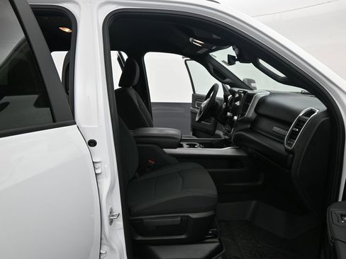 Used 2025 RAM 2500 Big Horn image 38