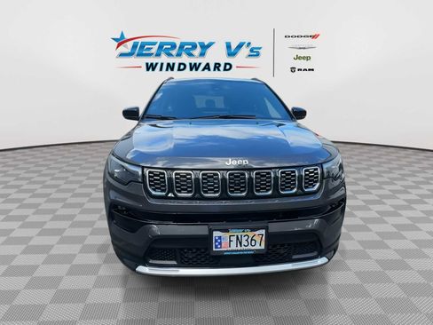 Used 2024 Jeep Compass Limited w/ Elite Group image 3