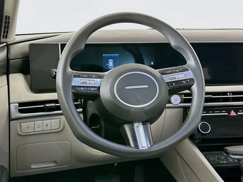 Used 2025 Hyundai Tucson SEL image 18