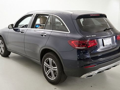 Used 2022 Mercedes-Benz GLC 300 4MATIC image 7