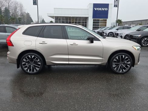 New 2026 Volvo XC60 B5 Ultra w/ Protection Package Premier image 9