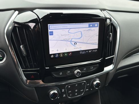 Used 2023 Chevrolet Traverse LT w/ LT Premium Package image 29