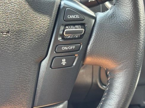 Used 2024 Nissan Frontier SL w/ Technology Package RWD image 19