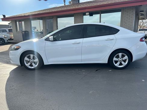 Used 2016 Dodge Dart SXT image 2