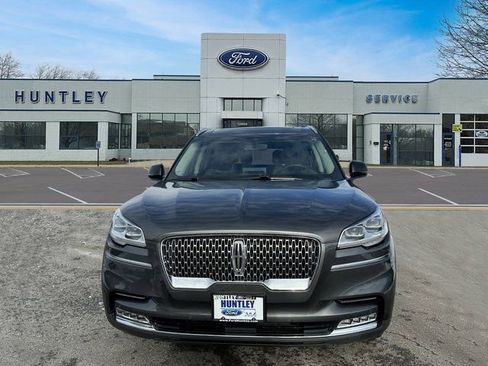 Used 2020 Lincoln Aviator Reserve w/ Equipment Group 202A image 3
