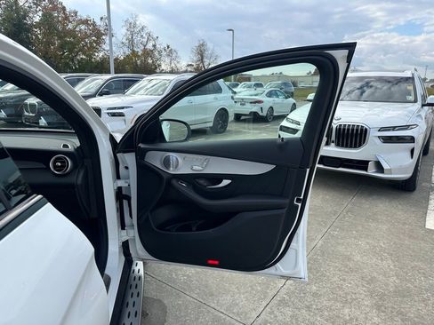 Used 2020 Mercedes-Benz GLC 300 4MATIC Coupe image 29